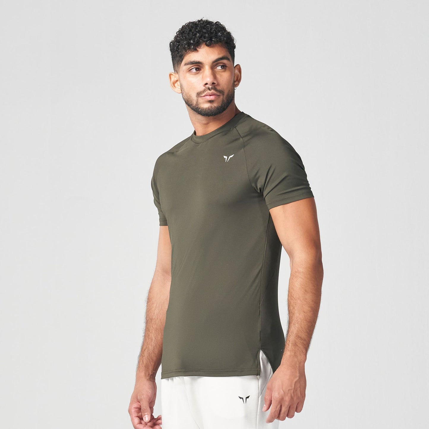 squatwolf-gym-wear-essential-ultralight-gym-tee-khaki-workout-shirts-for-men